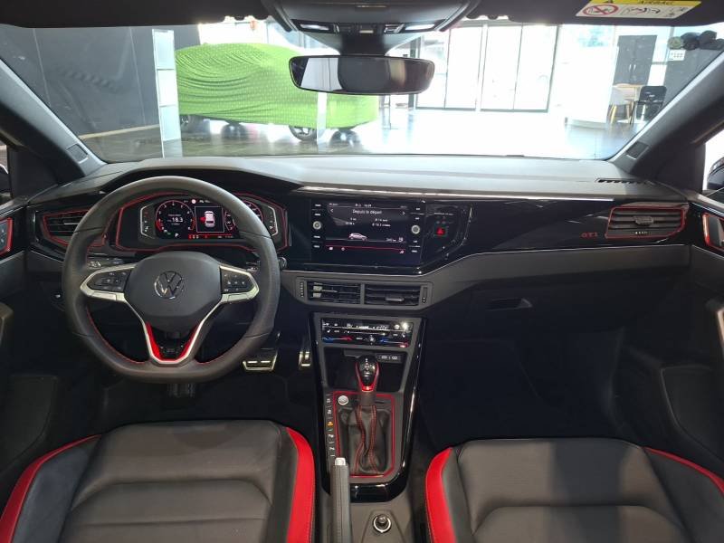 Volkswagen Polo - Photo 11