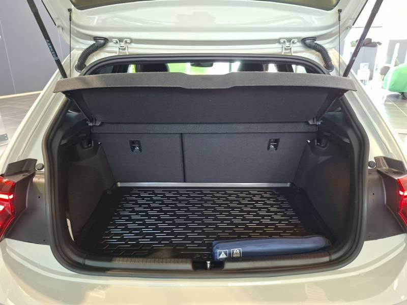 Volkswagen Polo - Photo 38