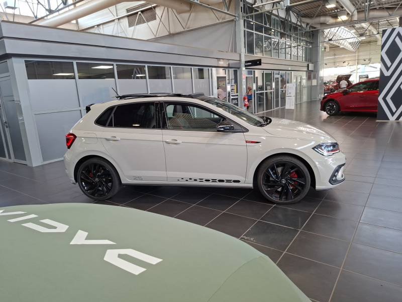 Volkswagen Polo - Photo 6