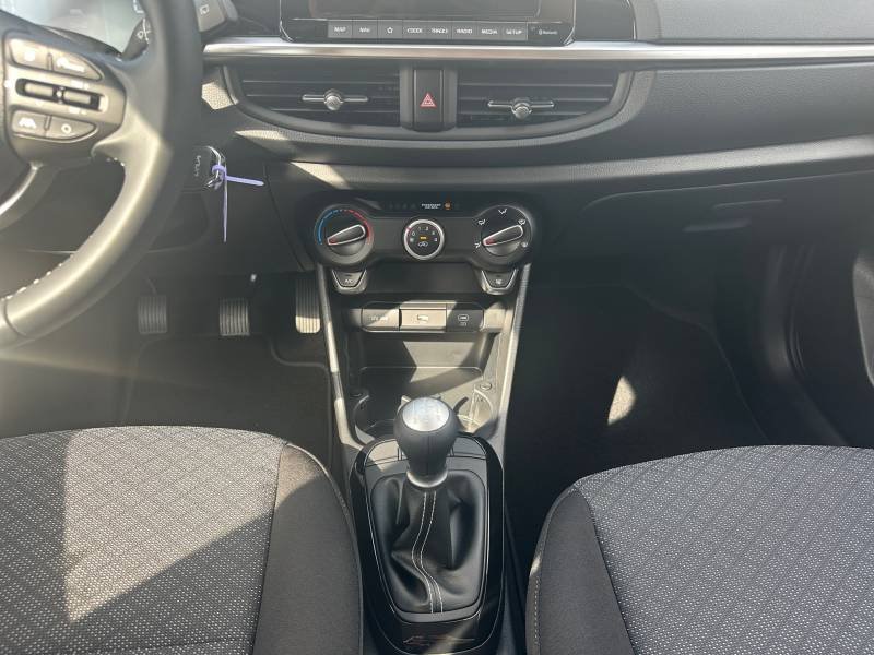 Kia Picanto - Photo 11