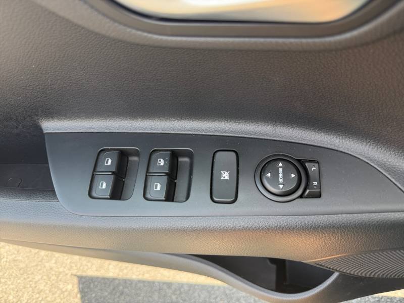 Kia Rio - Photo 26