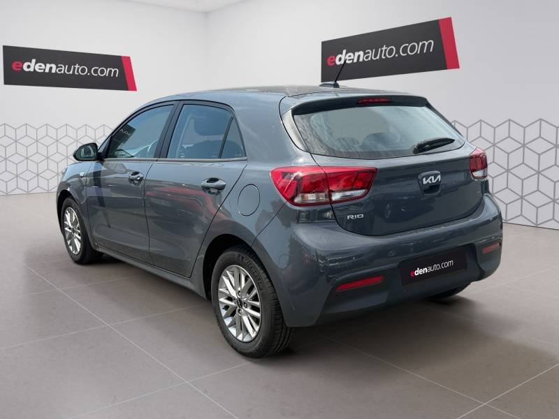 Kia Rio - Photo 3