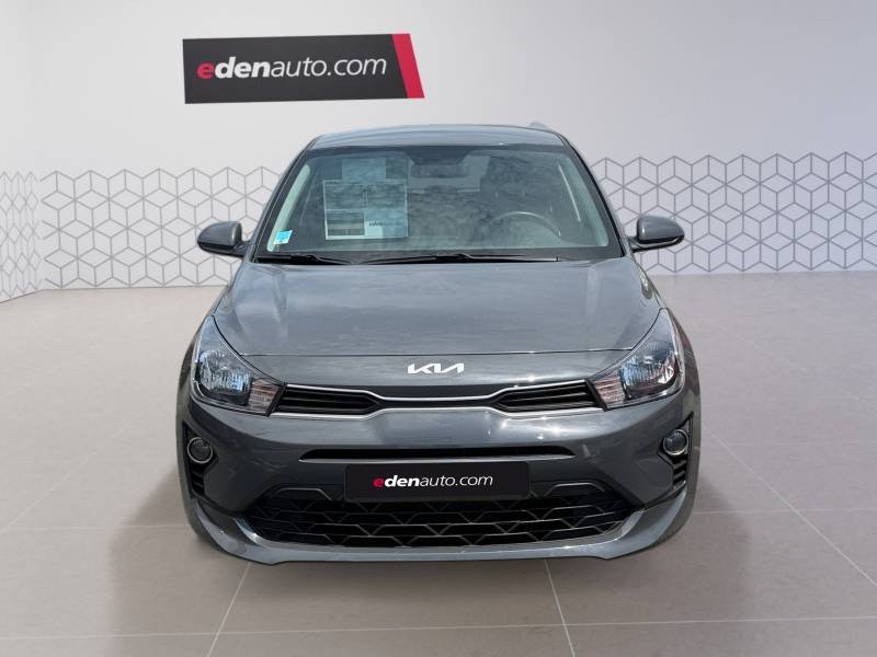Kia Rio - Photo 8