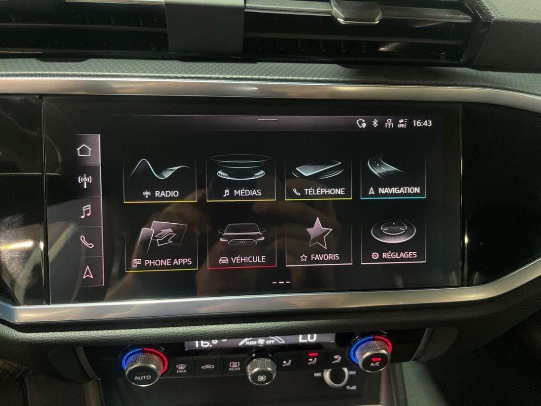 Audi Q3 - Photo 16