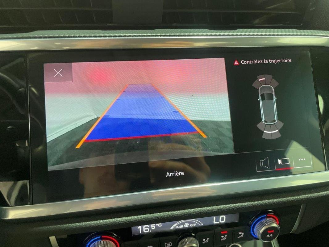 Audi Q3 - Photo 18