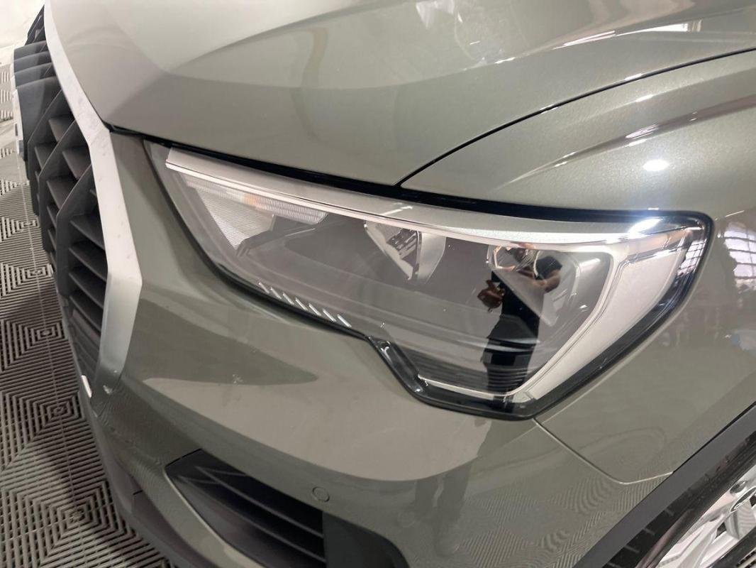 Audi Q3 - Photo 26