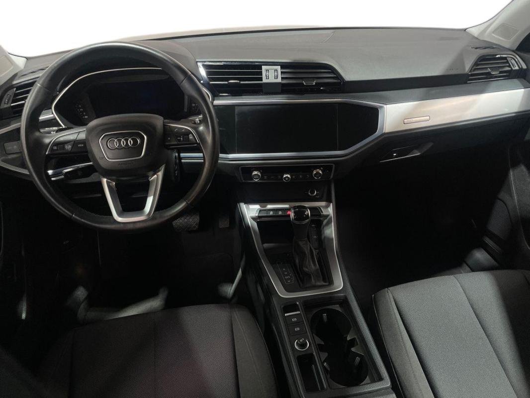 Audi Q3 - Photo 8