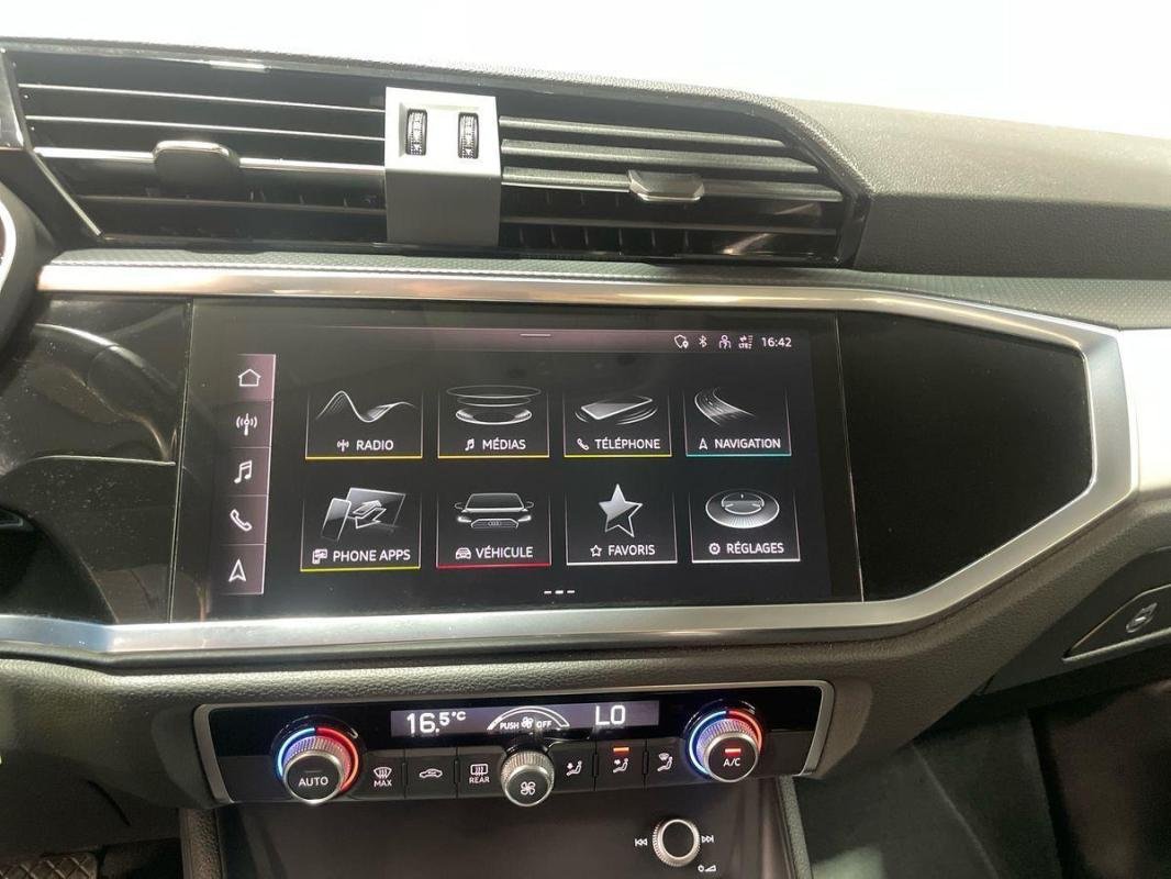 Audi Q3 - Photo 10