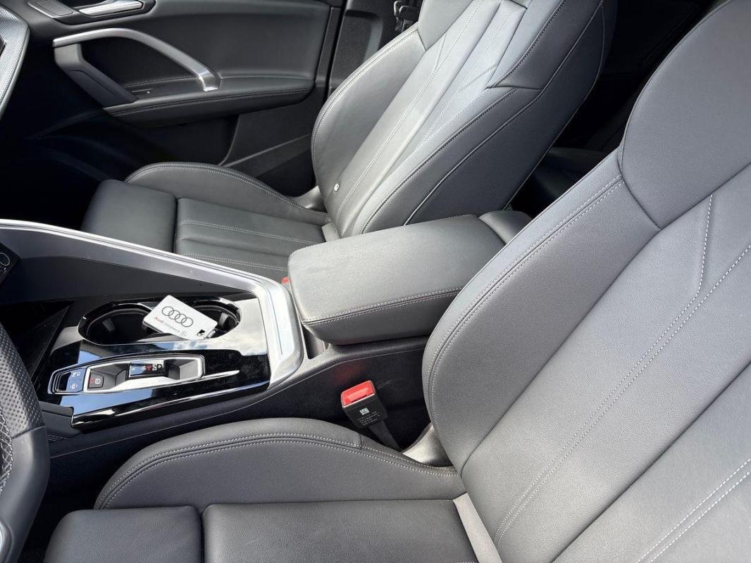 Audi Q5 - Photo 12
