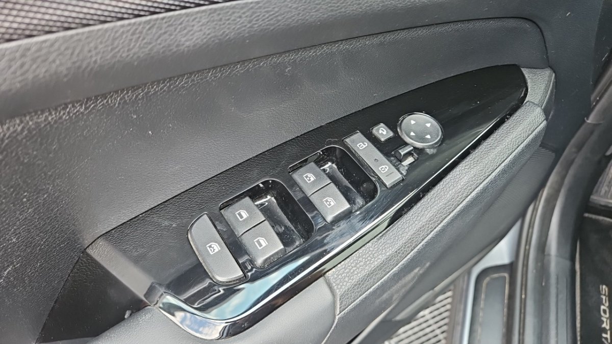Kia Sportage - Photo 25