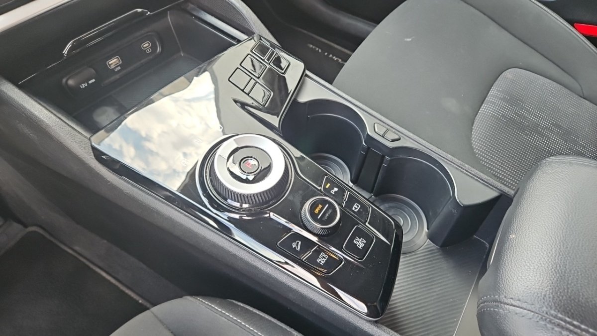 Kia Sportage - Photo 26