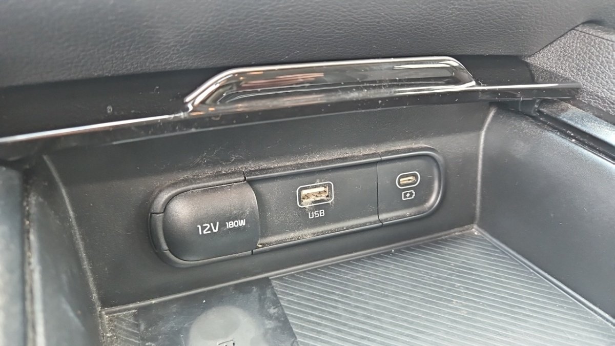 Kia Sportage - Photo 27