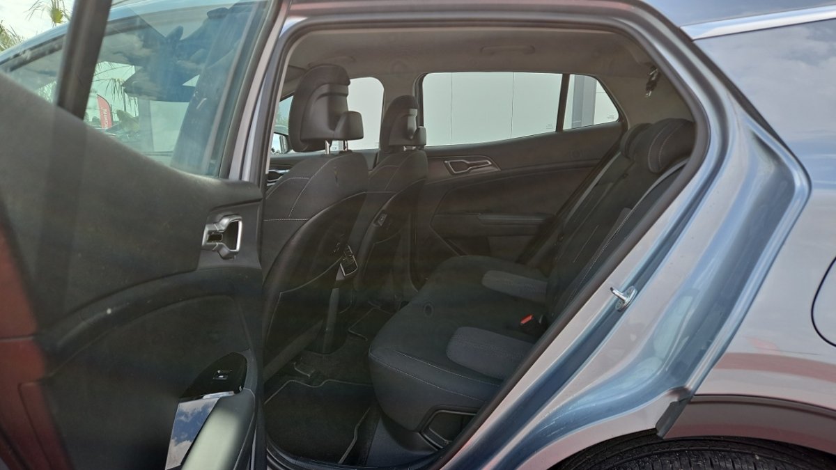 Kia Sportage - Photo 10