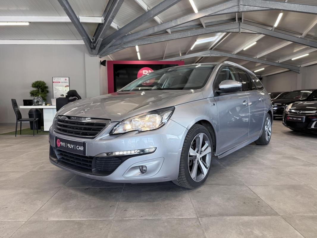Peugeot 308 - Photo 1