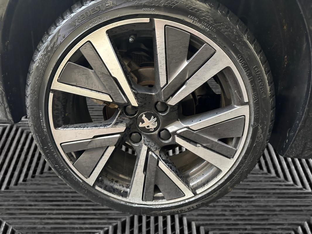 Peugeot 208 - Photo 21