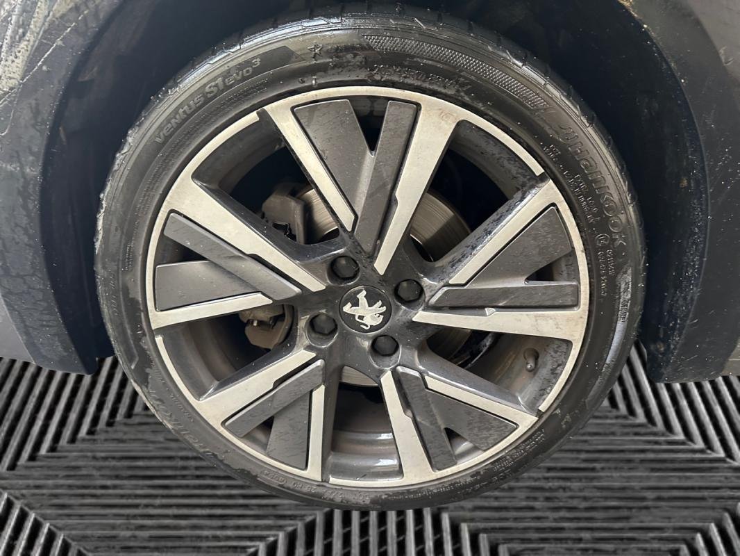 Peugeot 208 - Photo 23