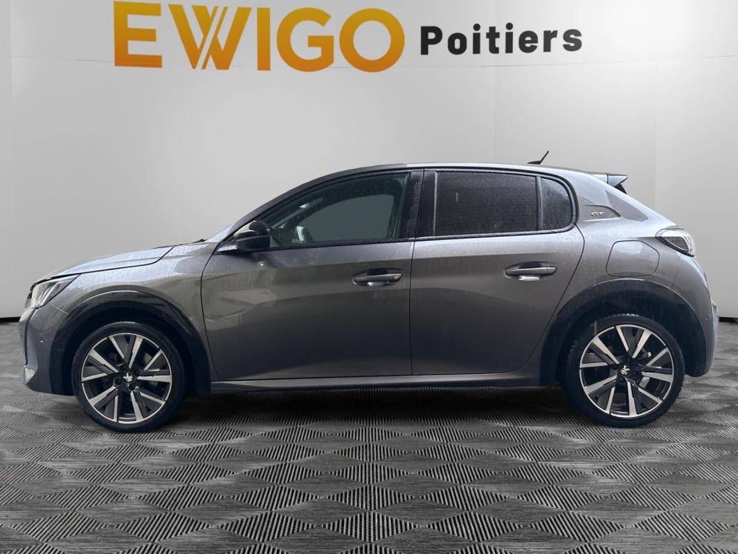 Peugeot 208 - Photo 3