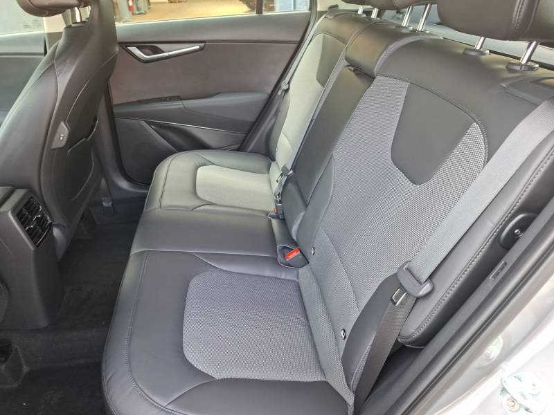 Kia Niro - Photo 28