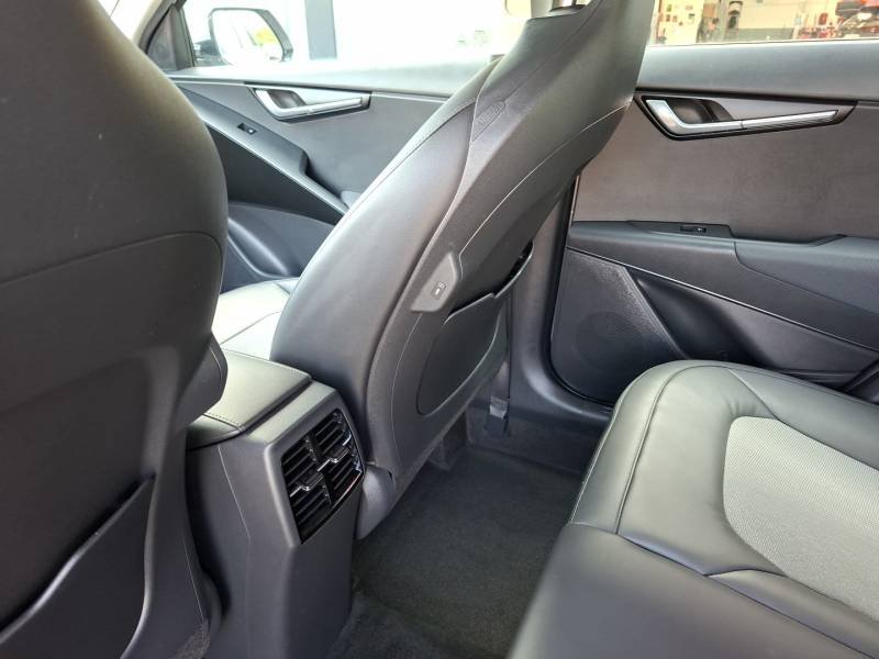 Kia Niro - Photo 29