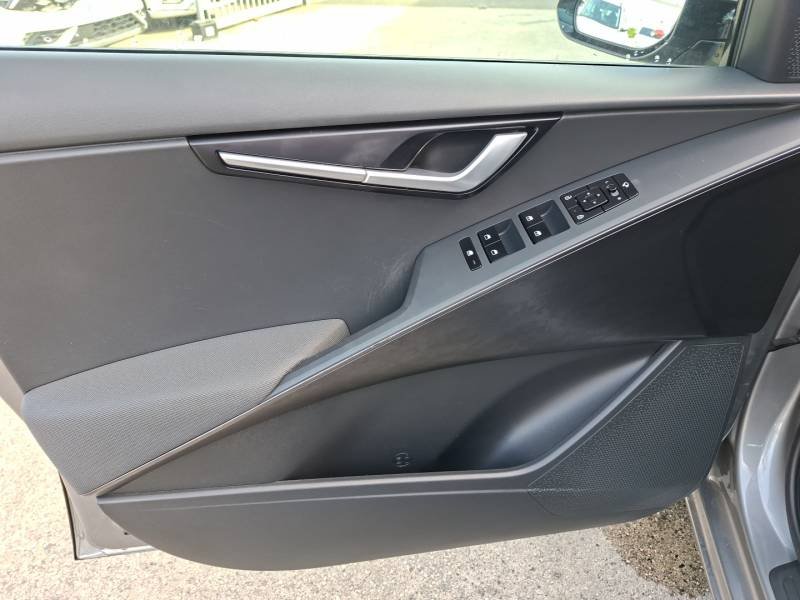 Kia Niro - Photo 30