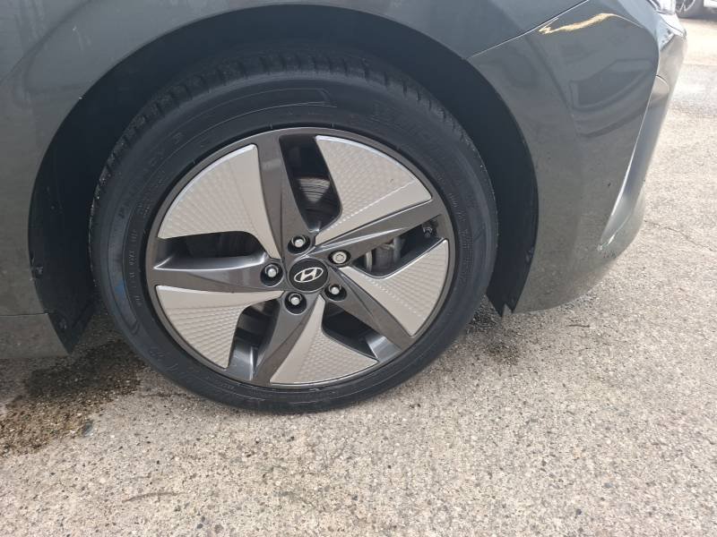 Hyundai Ioniq - Photo 20