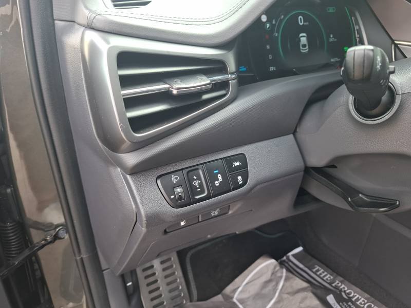 Hyundai Ioniq - Photo 29