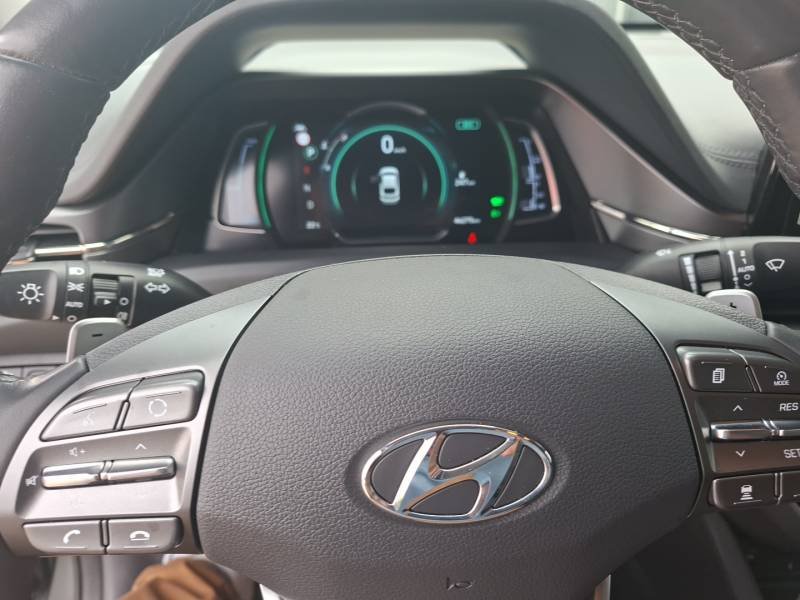 Hyundai Ioniq - Photo 30