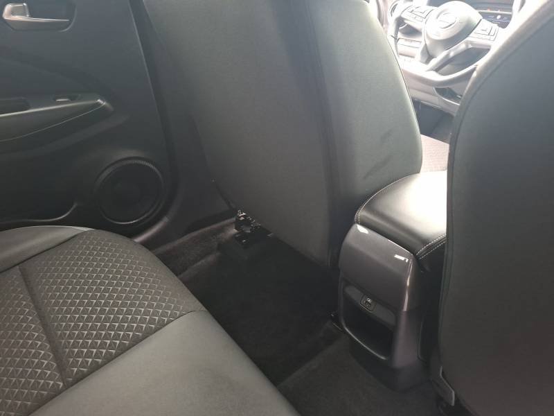 Nissan Juke - Photo 25
