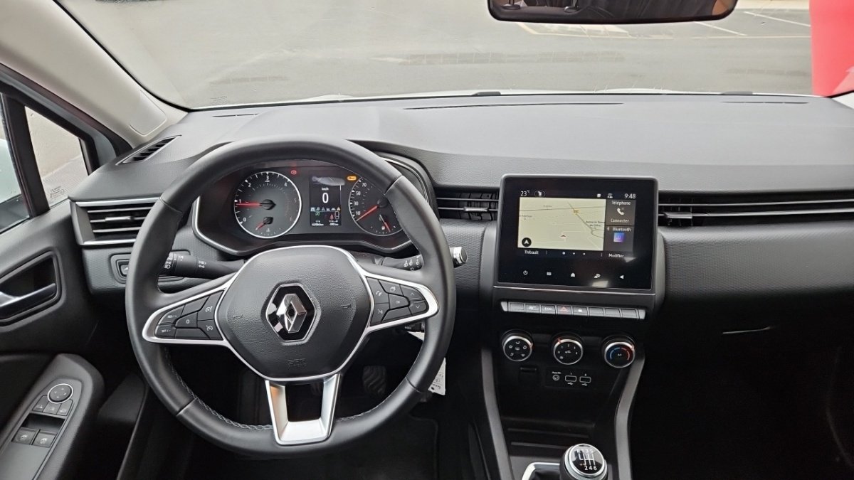 Renault Clio - Photo 14