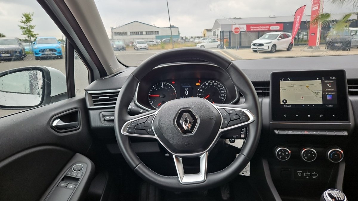 Renault Clio - Photo 15