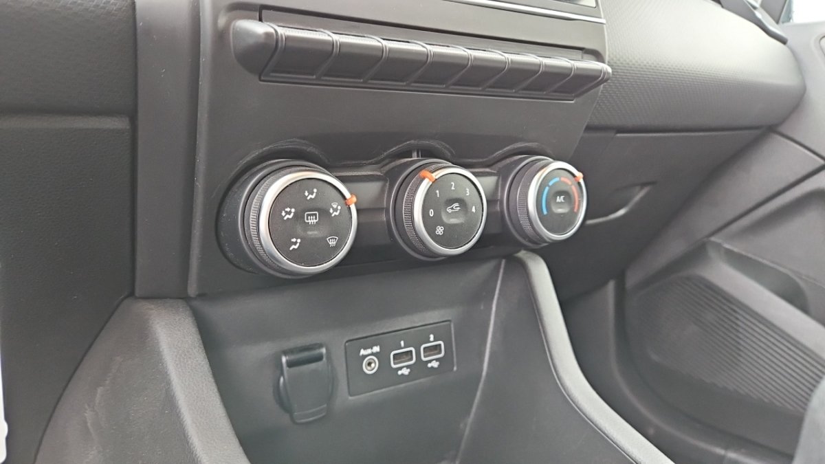 Renault Clio - Photo 26