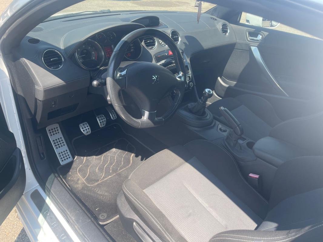Peugeot RCZ - Photo 6