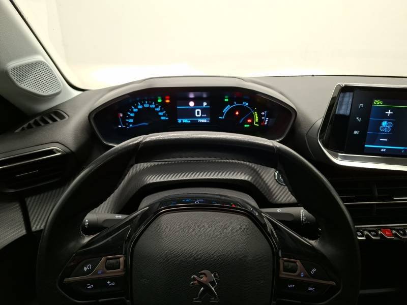 Peugeot 208 - Photo 16