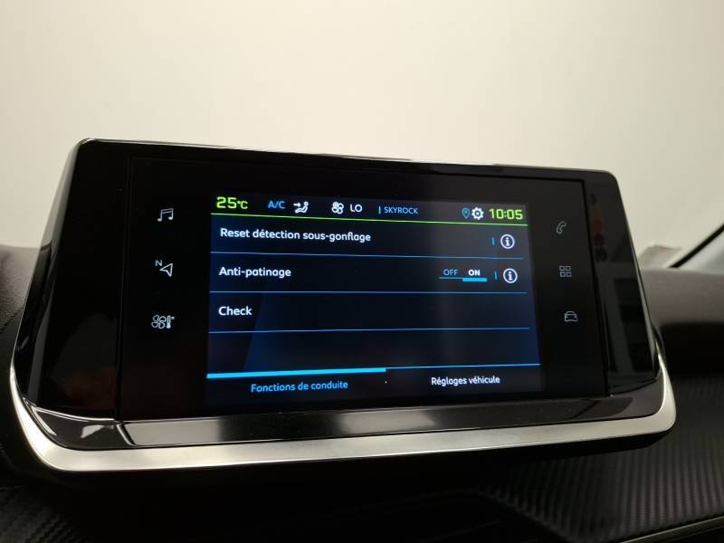 Peugeot 208 - Photo 23