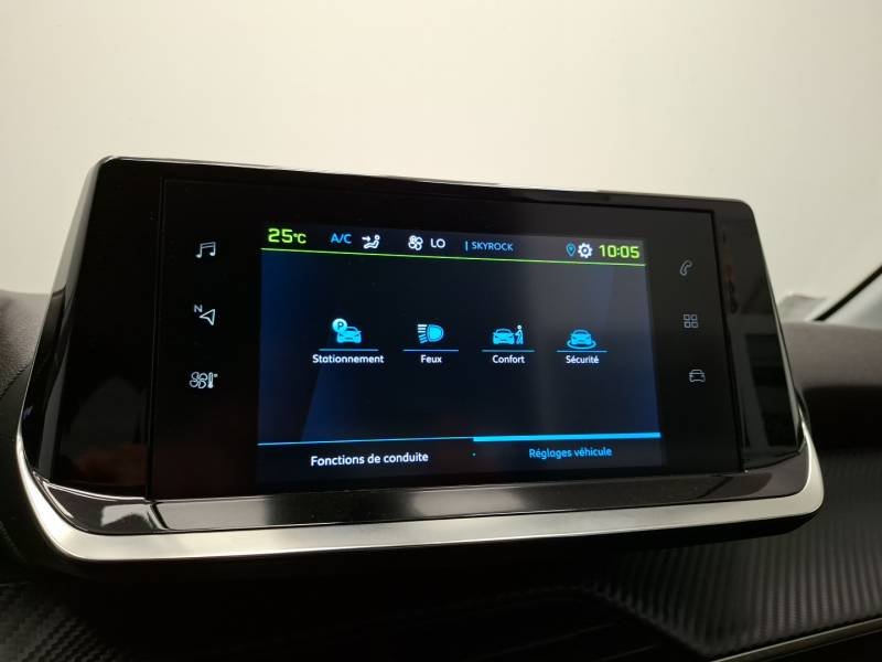 Peugeot 208 - Photo 24