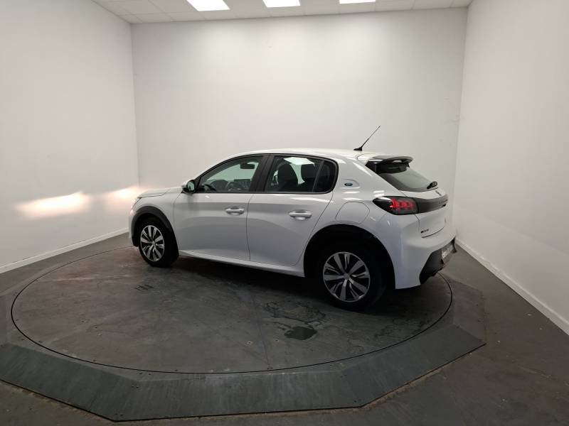 Peugeot 208 - Photo 3