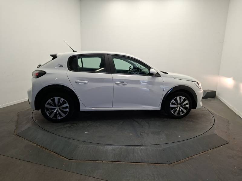 Peugeot 208 - Photo 6
