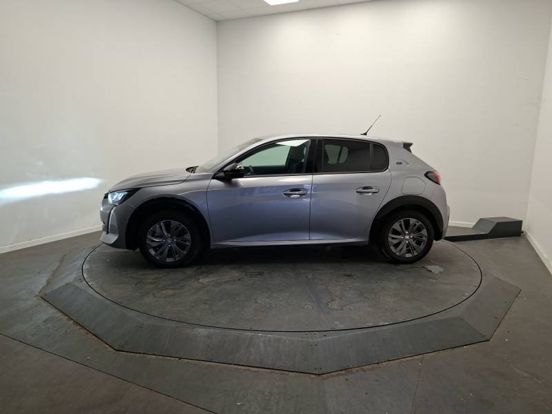 Peugeot 208 - Photo 2