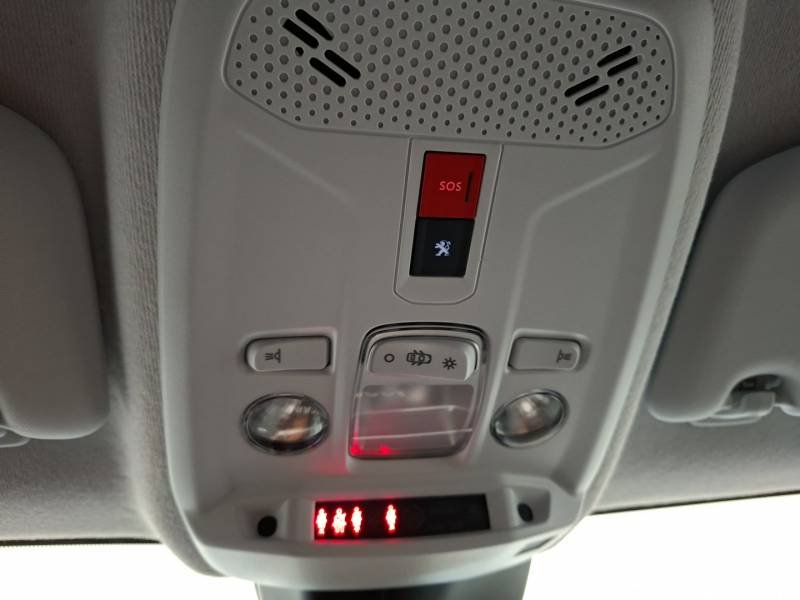 Peugeot 208 - Photo 27