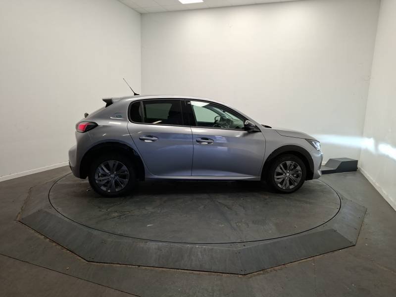 Peugeot 208 - Photo 6
