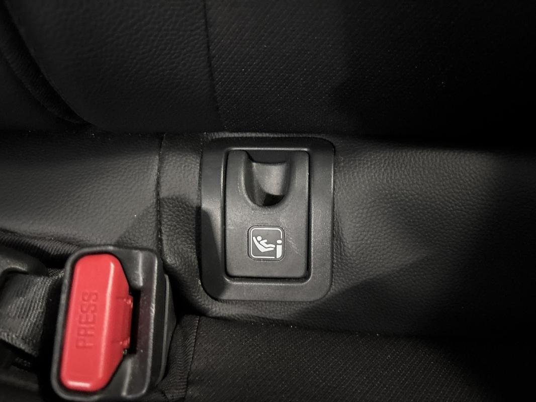 Toyota Yaris - Photo 14