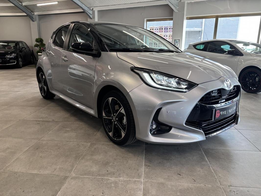 Toyota Yaris - Photo 2