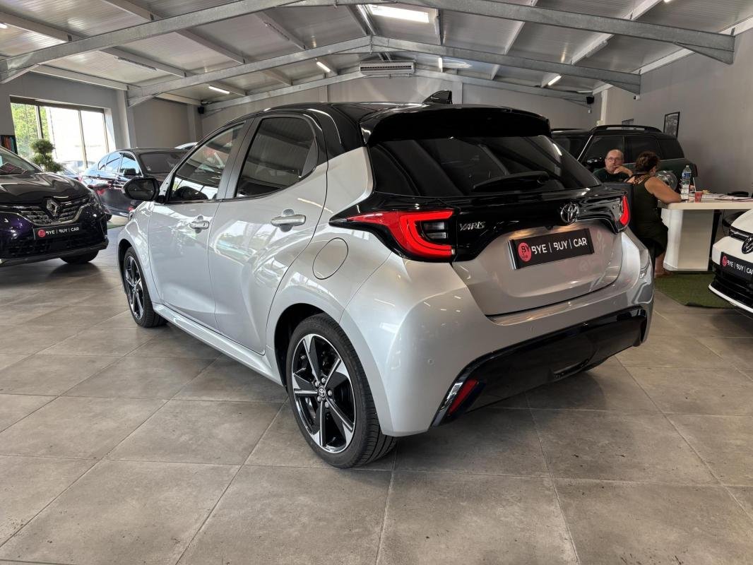 Toyota Yaris - Photo 4