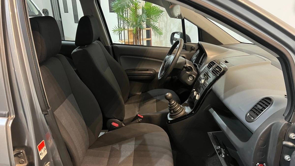 Opel Agila - Photo 14