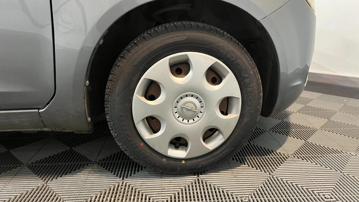 Opel Agila - Photo 9