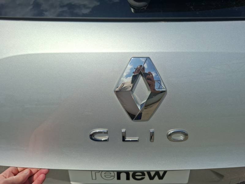 Renault Clio - Photo 14