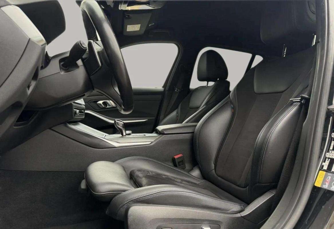 BMW 330e - Photo 10