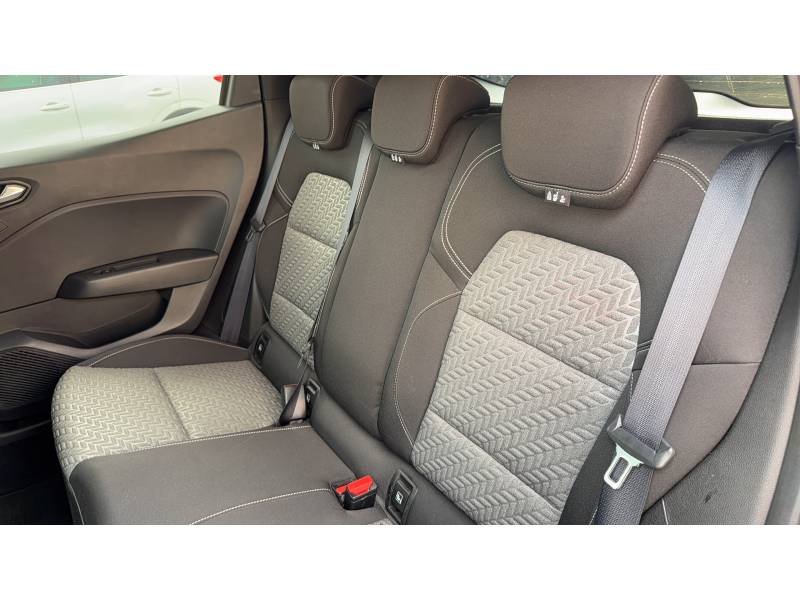 Renault Clio - Photo 18