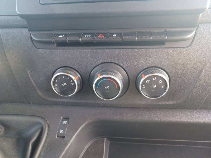 Renault Master - Photo 17