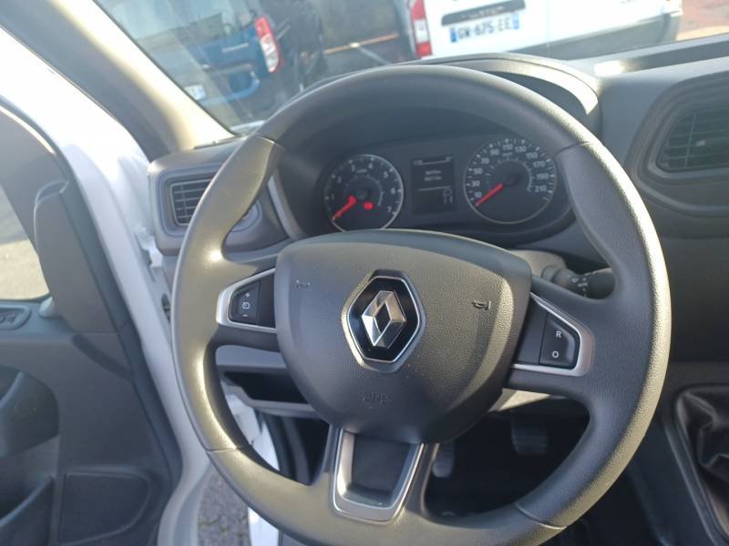 Renault Master - Photo 18